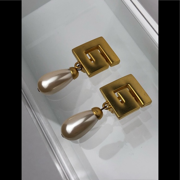 RARE VTG 80’S GIVENCHY “G” LOGO CLIP ON EARRINGS - Picture 5 of 9